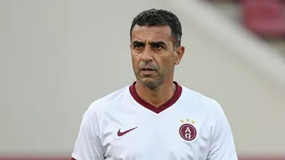 جلسة وليد الركراكي مع أمير قطر تثير الجدل